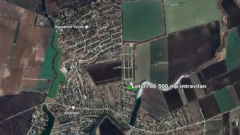 Ostratu, loturi intravilane 600 mp langa malul lacului,